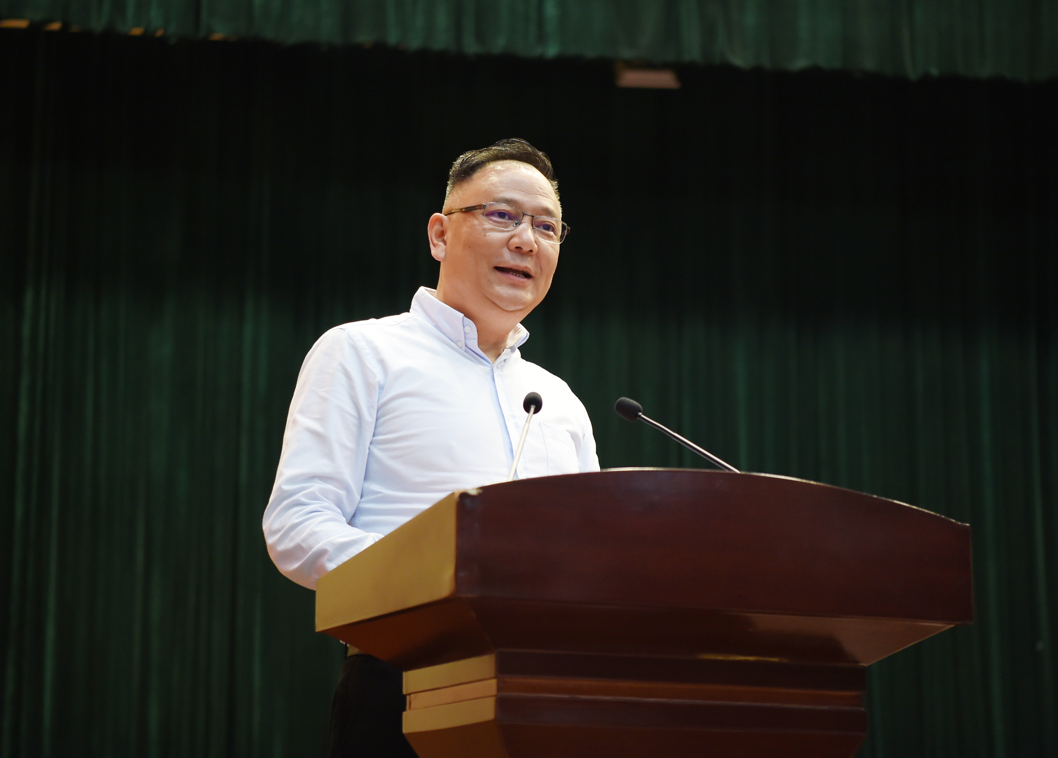 日韩十八禁在线1区2区3区不卡