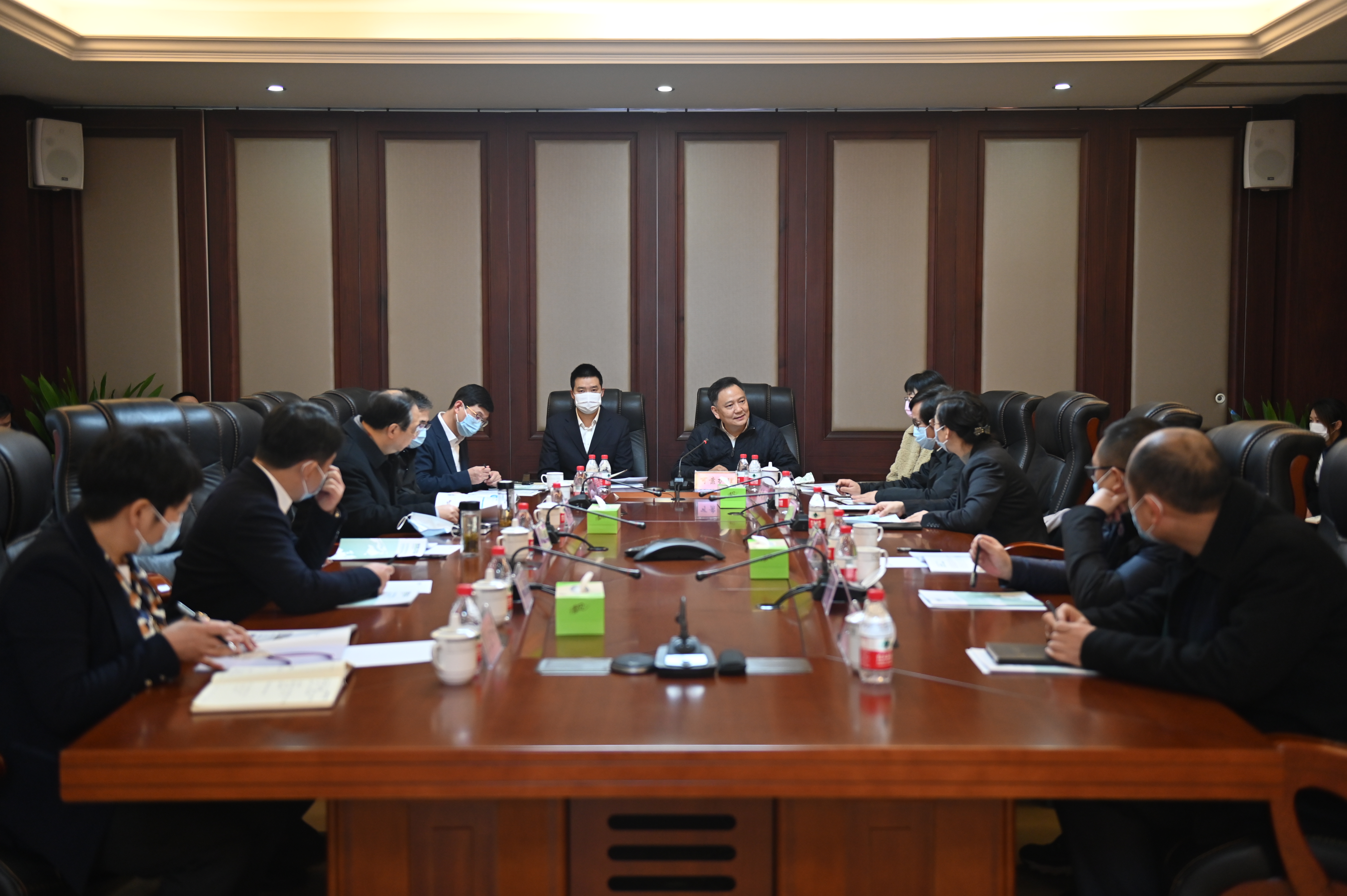 日韩十八禁在线1区2区3区不卡