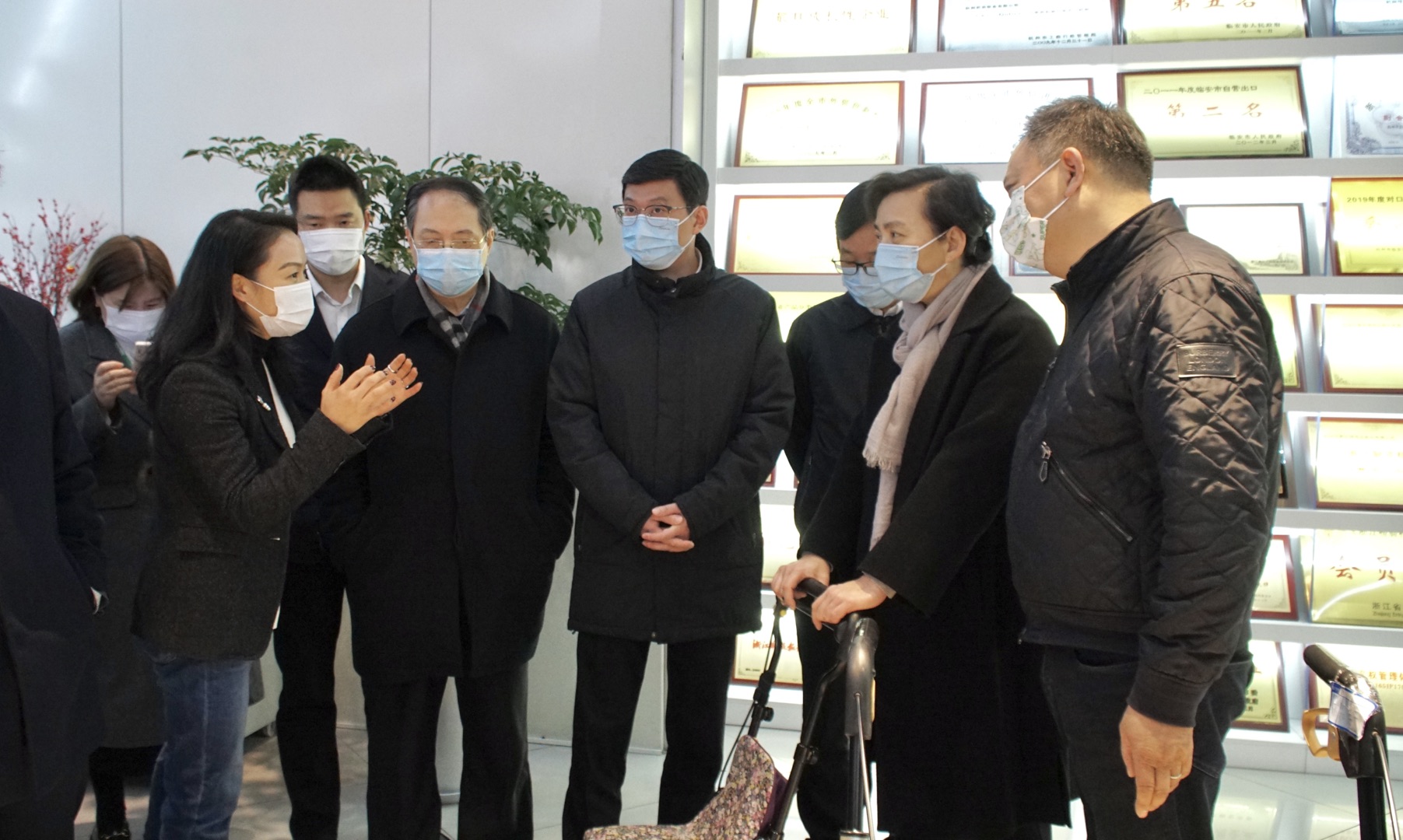 日韩十八禁在线1区2区3区不卡