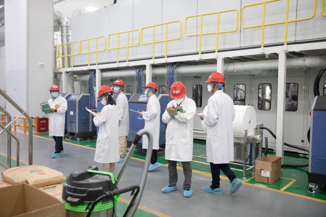 日韩十八禁在线1区2区3区不卡