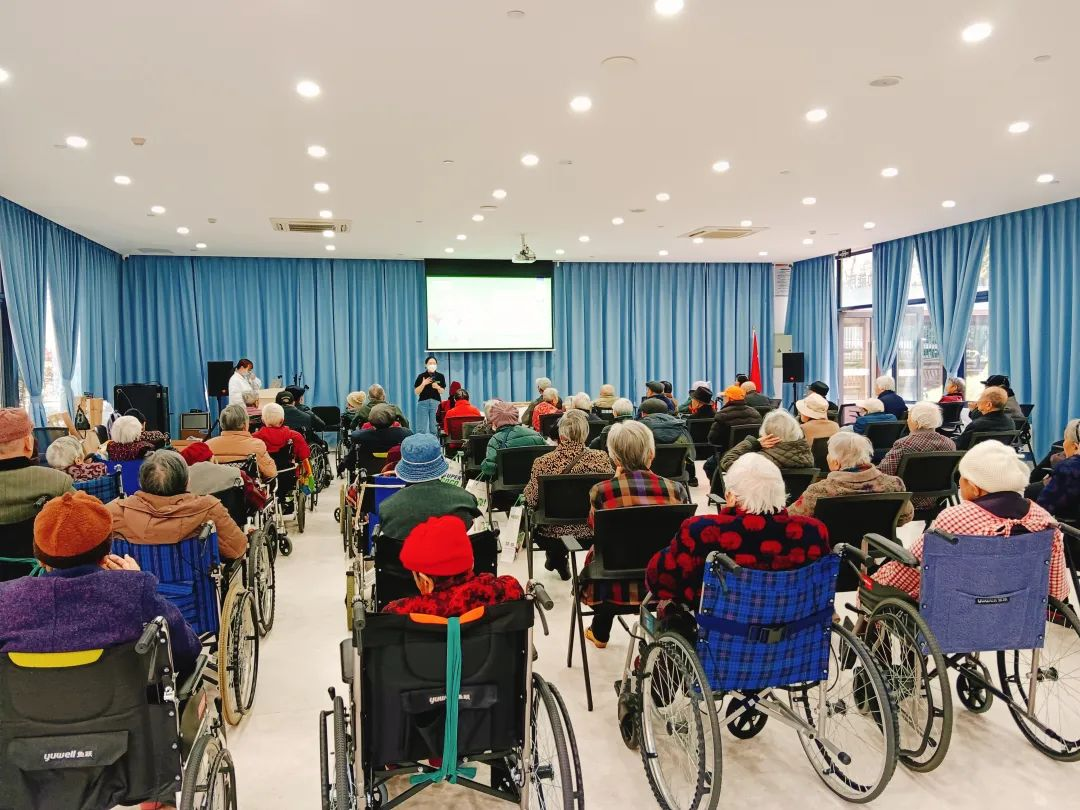 日韩十八禁在线1区2区3区不卡