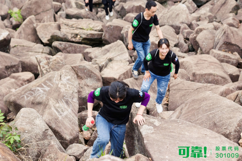 日韩十八禁在线1区2区3区不卡