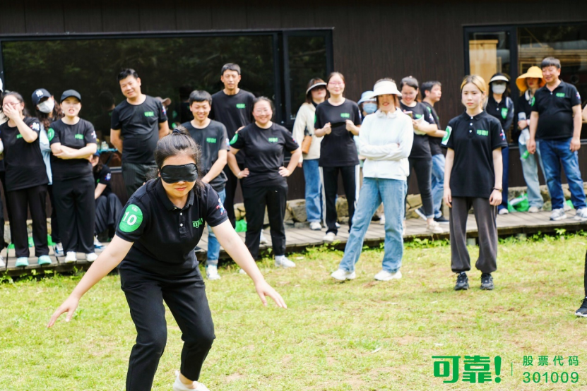 日韩十八禁在线1区2区3区不卡