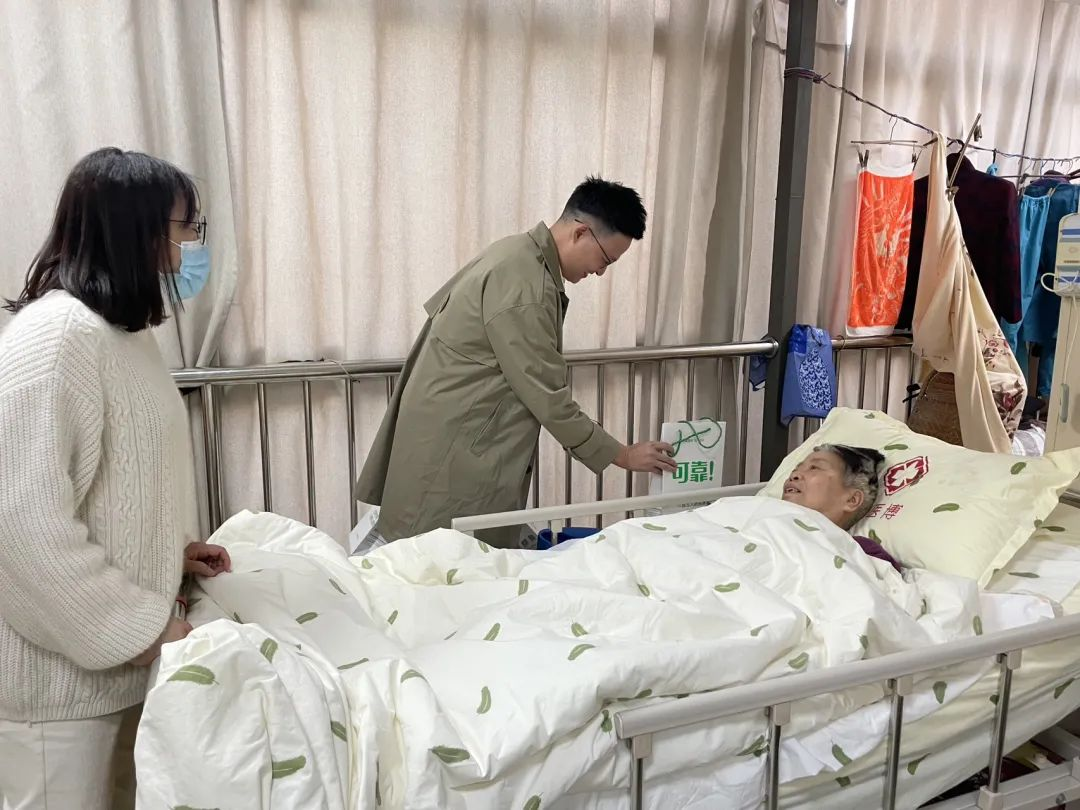 日韩十八禁在线1区2区3区不卡