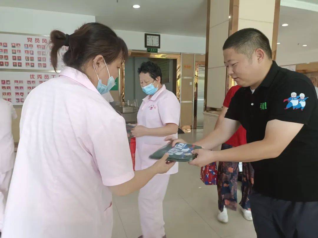 日韩十八禁在线1区2区3区不卡