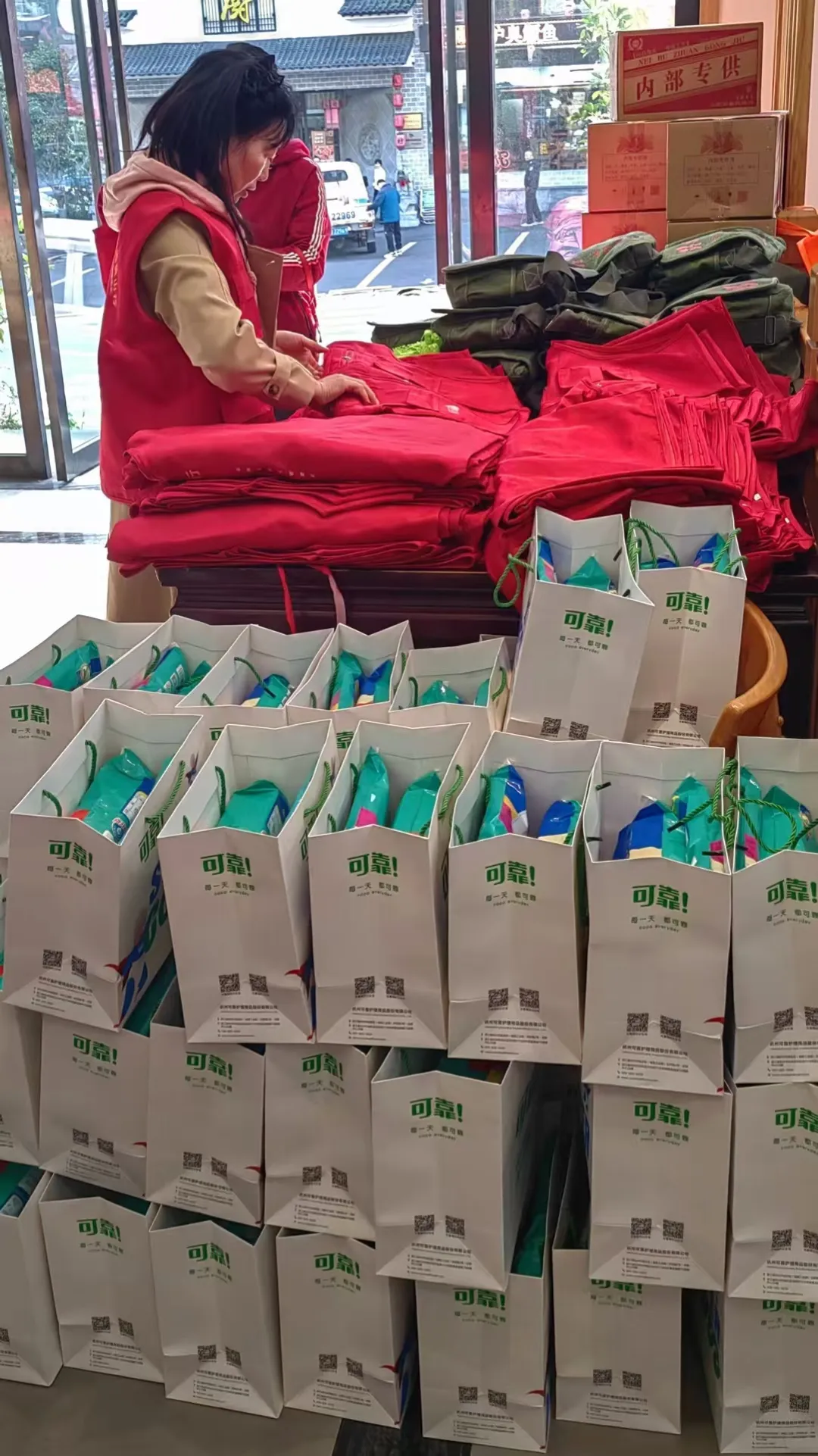 日韩十八禁在线1区2区3区不卡